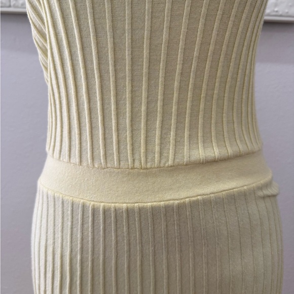 Yellow Ribbed Maxi Dress - Picture 3 of 4